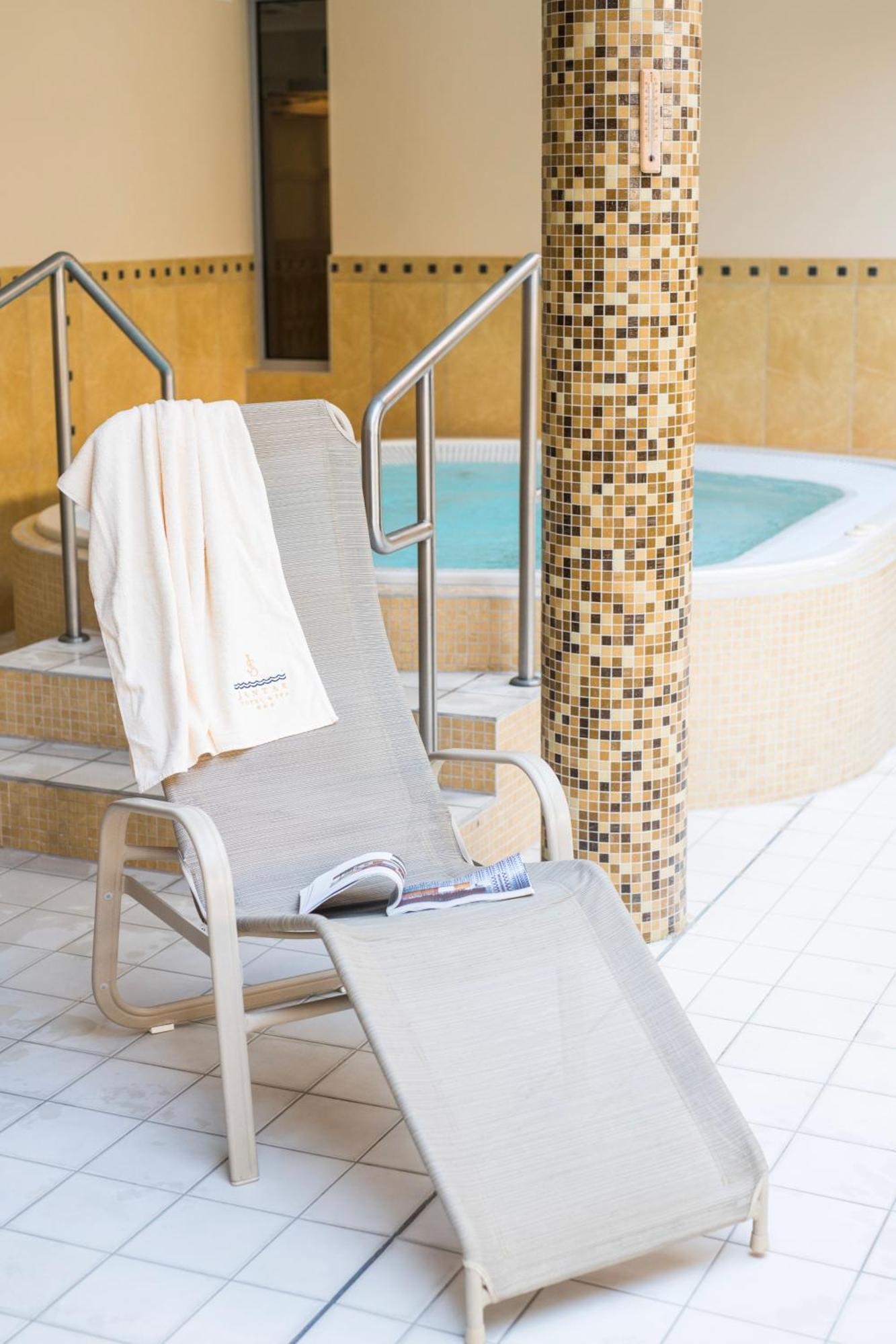 Jantar Hotel & Spa By Zdrojowa كولوبرزيغ المظهر الخارجي الصورة